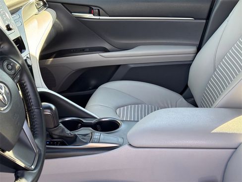 Certified 2023 Toyota Camry SE image 10