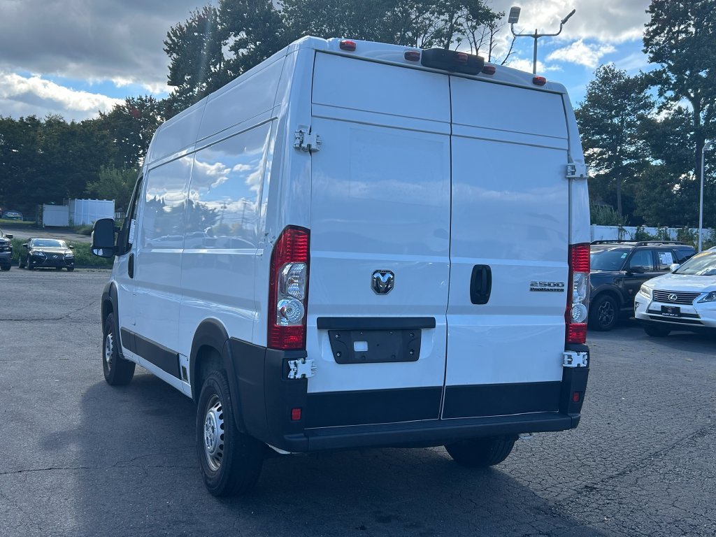 Used 2024 RAM ProMaster 2500 w/ Convenience Group FWD image 7