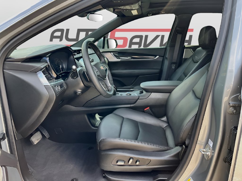 Used 2025 Cadillac XT5 Premium Luxury w/ LPO, Floor Liner Package FWD image 22