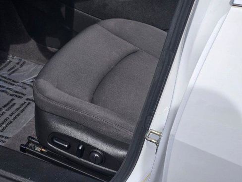 Used 2021 Chevrolet Malibu LT FWD image 20