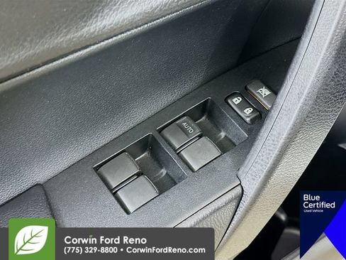 Used 2019 Toyota Corolla SE FWD image 20