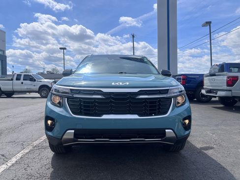 Used 2024 Kia Seltos S AWD/4WD image 2