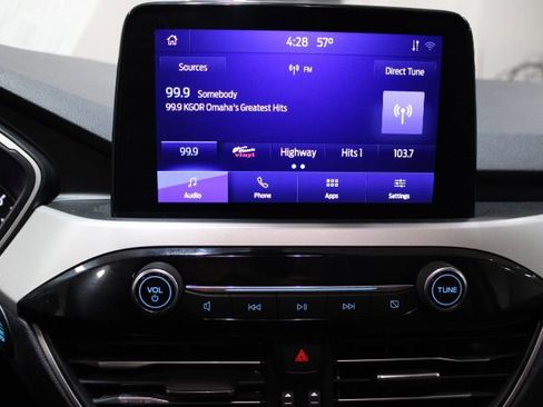 Used 2021 Ford Escape SE image 43