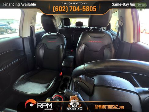Used 2018 Jeep Compass Trailhawk AWD/4WD image 7