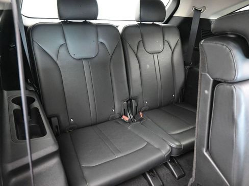 Used 2025 Kia Sorento S FWD image 42