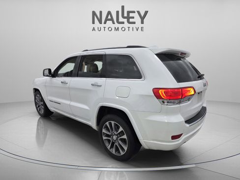 Used 2018 Jeep Grand Cherokee Overland image 3