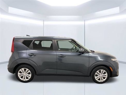 Used 2020 Kia Soul LX FWD image 9