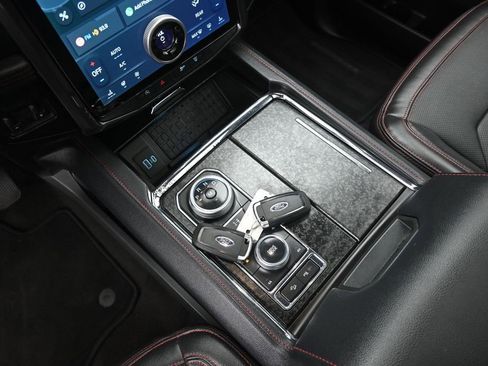 Certified 2023 Ford Expedition Limited AWD/4WD image 26