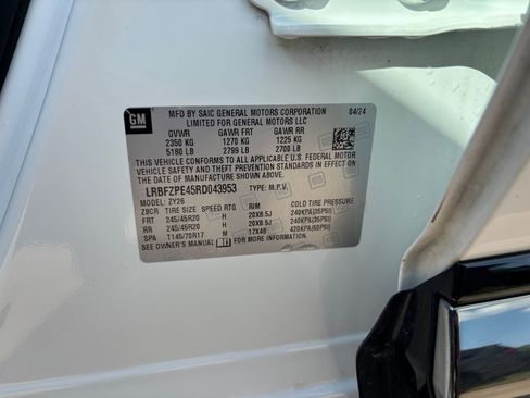 Used 2024 Buick Envision Sport Touring image 30