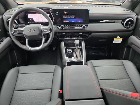 New 2025 Chevrolet Colorado Z71 w/ Technology Package image 19