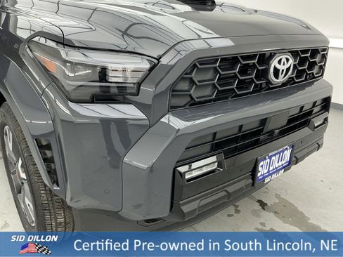 Used 2025 Toyota 4Runner Limited image 27