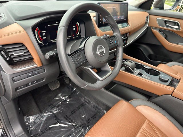 Used 2024 Nissan Rogue Platinum w/ Platinum Premium Package AWD/4WD image 25