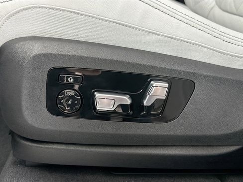 New 2026 BMW X5 xDrive40i image 19