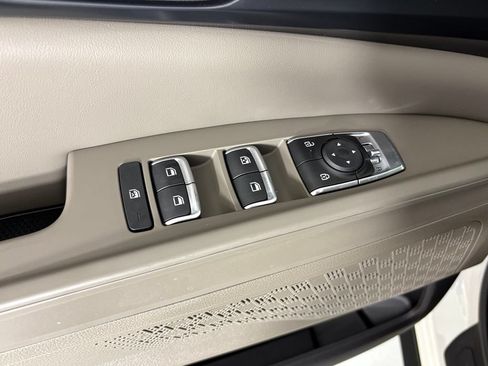 New 2026 Kia Carnival FWD image 14