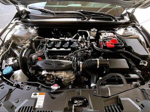 Used 2025 Honda Accord SE image 32
