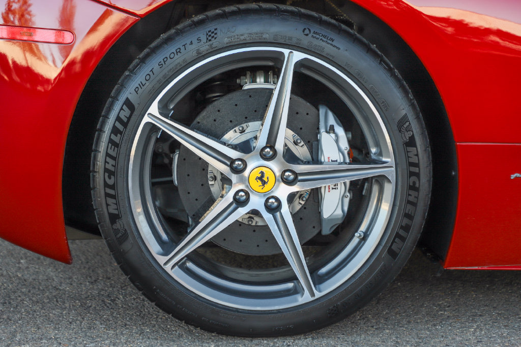 Used 2012 Ferrari 458 Spider RWD image 53