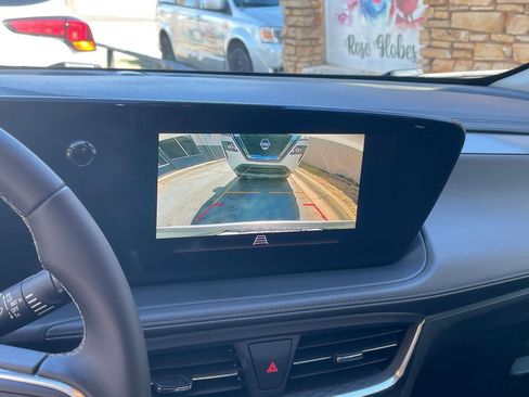 Used 2025 Buick Encore GX Preferred image 17