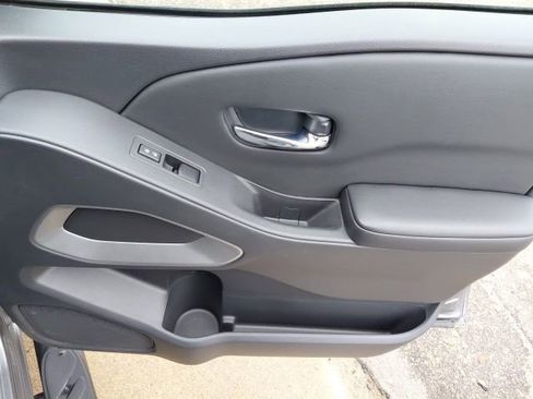 Used 2025 Nissan Frontier SV w/ SV Convenience Package image 29