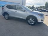 Used 2018 Nissan Rogue SV image 5