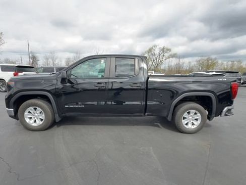 Used 2023 GMC Sierra 1500 Pro w/ Pro Value Package AWD/4WD image 5