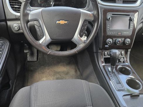 Used 2015 Chevrolet Traverse LT w/ Style and Technology Package AWD/4WD image 8