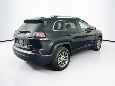 Used 2019 Jeep Cherokee Latitude Plus AWD/4WD image 9