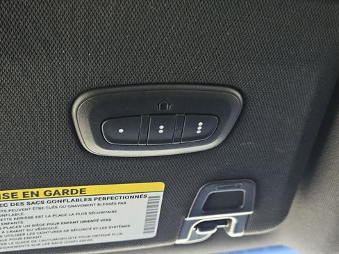 Used 2025 Jeep Grand Cherokee Limited RWD image 30