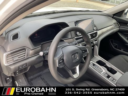 Used 2021 Honda Accord image 7