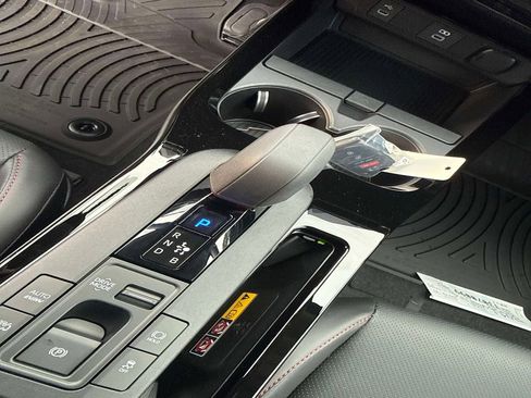 New 2026 Toyota Prius Plug-In Hybrid image 24