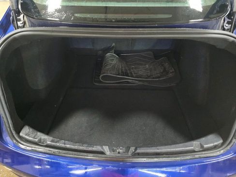 Used 2019 Tesla Model 3 Standard Range Plus image 4