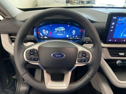 New 2026 Ford Explorer Active w/ Active Comfort Package image 26