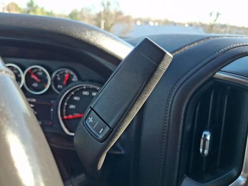 Used 2019 Chevrolet Silverado 1500 LT Trail Boss image 14