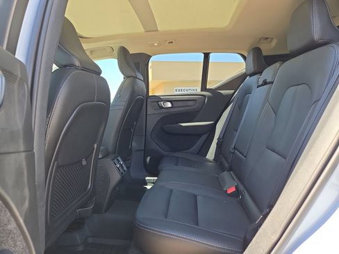 Used 2026 Volvo XC40 B5 Plus AWD/4WD image 16