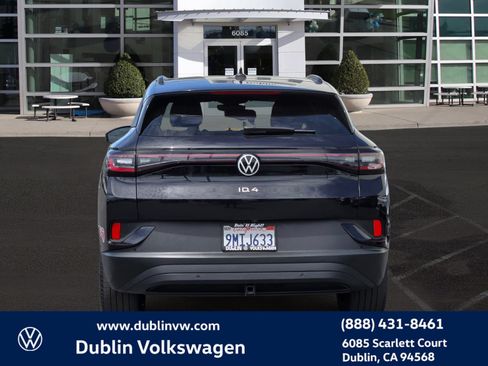 Used 2023 Volkswagen ID.4 Pro S AWD/4WD image 5