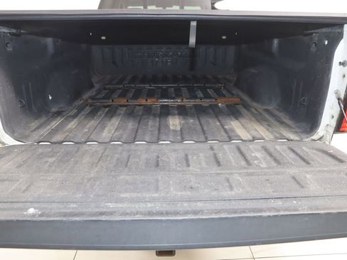 Used 2016 GMC Sierra 2500 Denali w/ Suspension Package, Off-Road AWD/4WD image 46