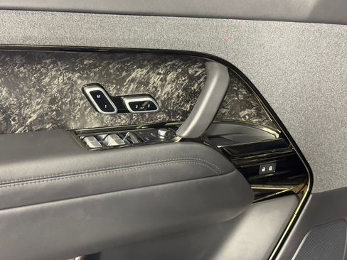 Used 2023 Land Rover Range Rover Sport First Edition image 15