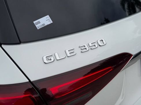 Used 2025 Mercedes-Benz GLE 350 4MATIC image 17