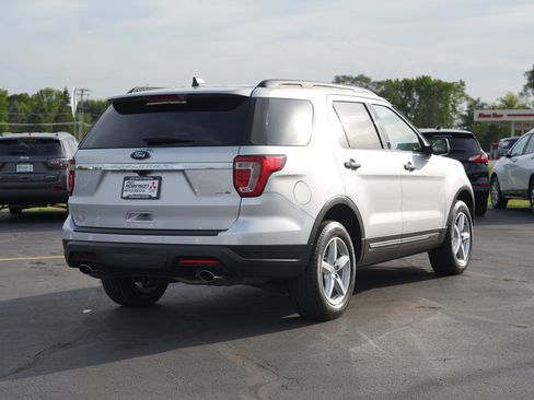 Used 2018 Ford Explorer 4WD w/ Class II Trailer Tow Package image 3