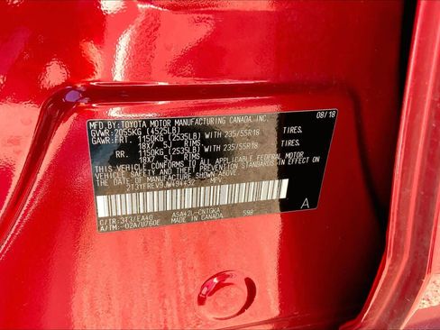 Used 2018 Toyota RAV4 Limited image 35