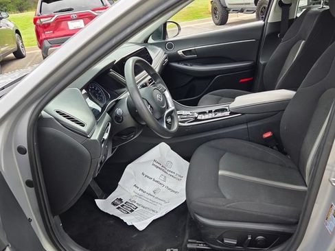 Used 2023 Hyundai Sonata SEL w/ Cargo Package FWD image 5