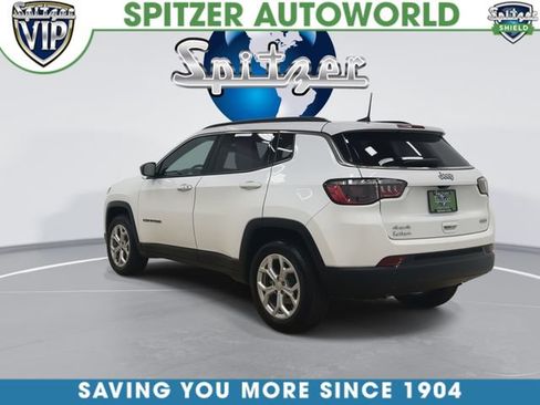 Used 2024 Jeep Compass Latitude AWD/4WD image 8