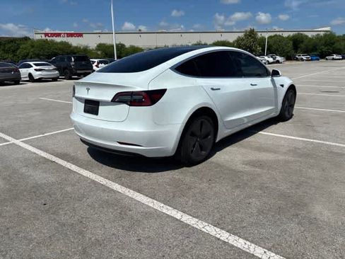 Used 2020 Tesla Model 3 Standard Range Plus RWD image 5
