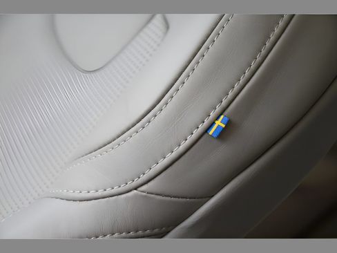 Certified 2024 Volvo XC90 B6 Ultimate w/ Protection Package Premier AWD/4WD image 40