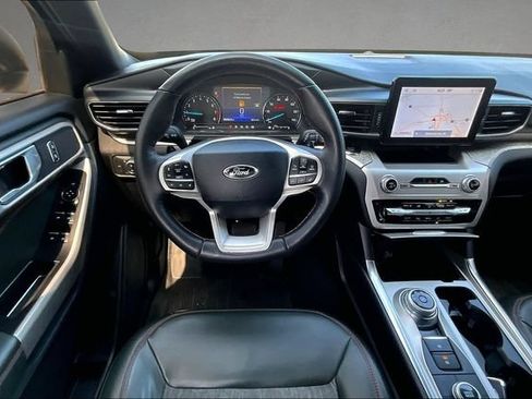 Used 2022 Ford Explorer Timberline AWD/4WD image 3