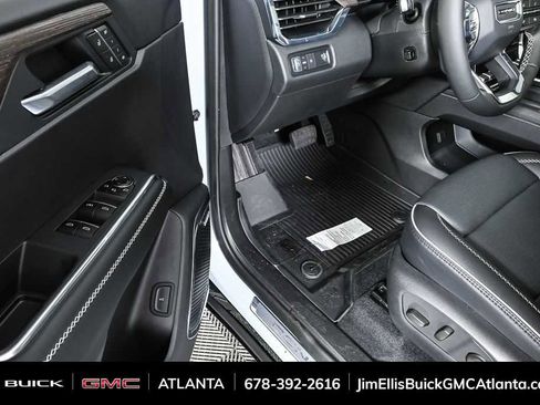 New 2026 GMC Acadia Denali w/ Super Cruise Package FWD image 8
