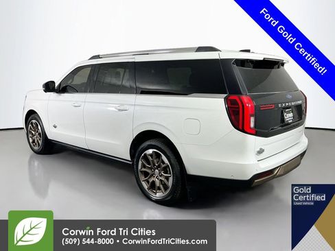 Used 2025 Ford Expedition Max King Ranch image 11