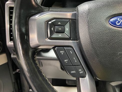 Used 2018 Ford Expedition Max Platinum image 16