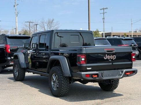 Used 2024 Jeep Gladiator Mojave w/ Convenience Group image 49