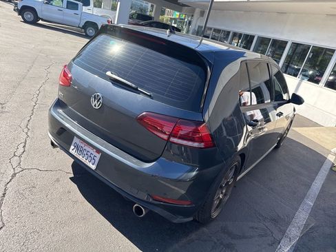 Used 2018 Volkswagen GTI S image 5