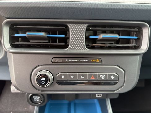 New 2026 Ford Maverick XLT w/ XLT Luxury Package FWD image 8